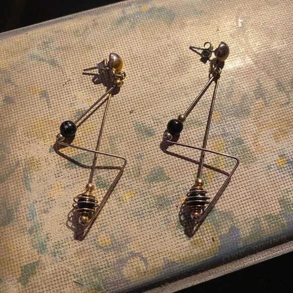 Vintage 1980s Wire Abstract Beaded Dangly Earrings - Picture 1 of 3